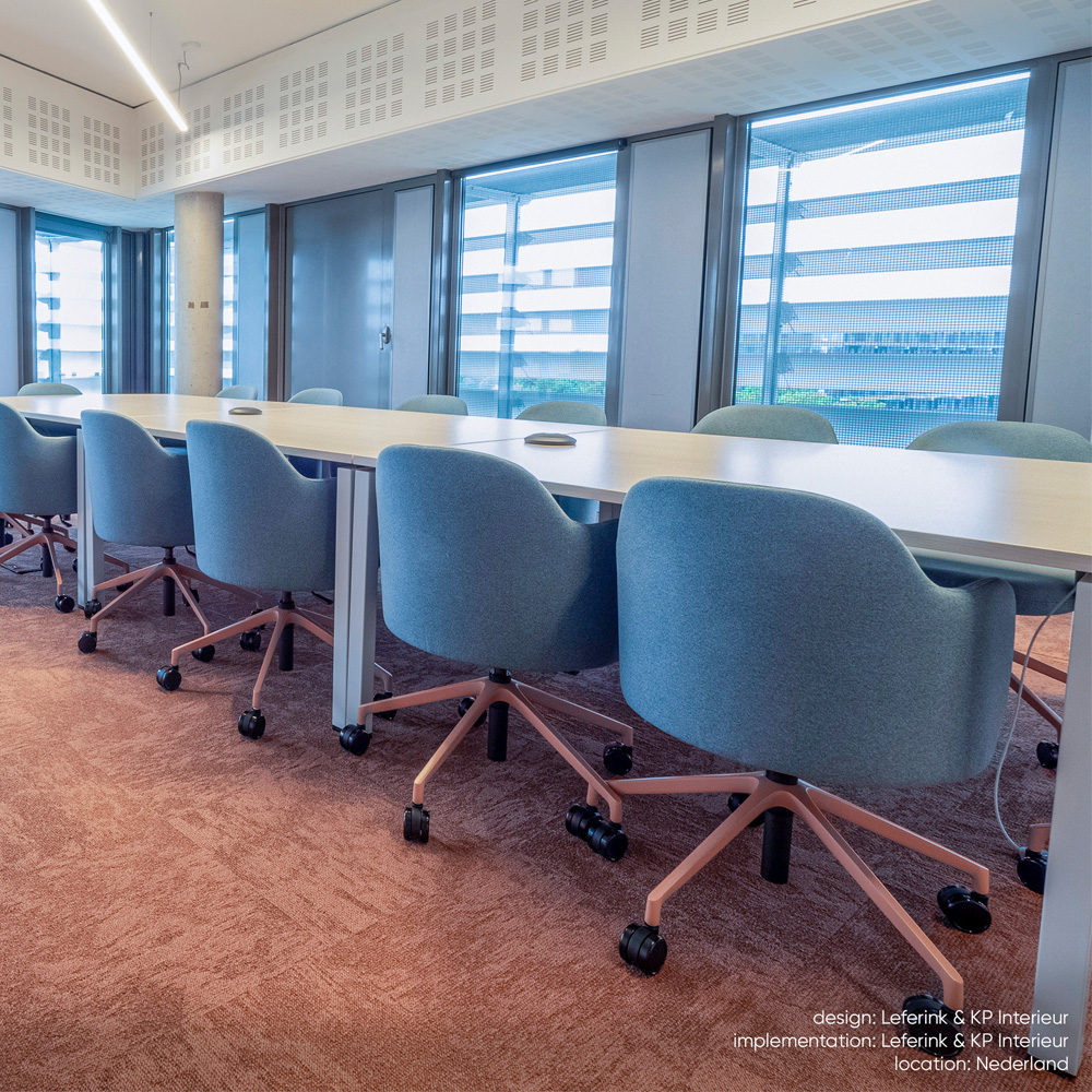 Bejot Flos FSKP5R neuvottelutuoli - Image 15